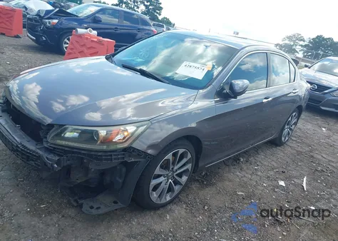 2015 Honda Accord Sport z USA, uszkodzony, nr VIN 1HGCR2F57FA066826